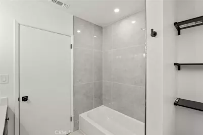 2222 11th, Sacramento, CA 95818 - Photo 13