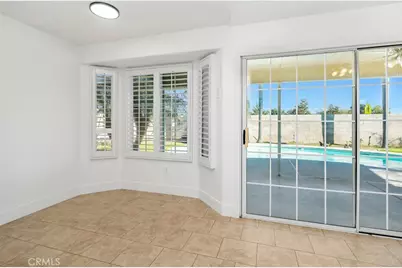 5008 Shaman Court, Bakersfield, CA 93312 - Photo 9