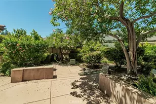 1562 N Empire Ln, Clovis, CA 93619 - Photo 43