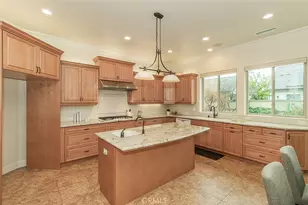 1562 N Empire Ln, Clovis, CA 93619 - Photo 15