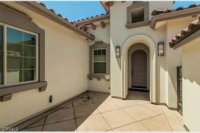 1562 N Empire Lane, Clovis, CA 93619 - Photo 5