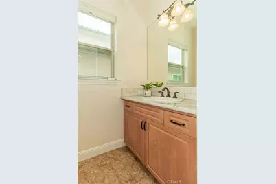 1562 N Empire Lane, Clovis, CA 93619 - Photo 19