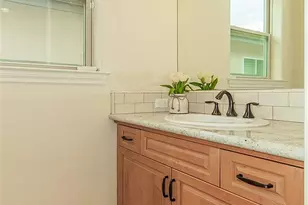 1562 N Empire Ln, Clovis, CA 93619 - Photo 19