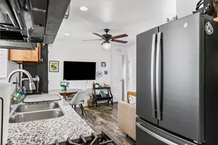 145 South, San Luis Obispo, CA 93401 - Photo 17