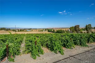 6172 Hawk Ridge Pl, Paso Robles, CA 93446 - Photo 17