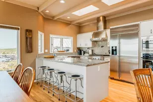 2585 Sherwood Dr, Cambria, CA 93428 - Photo 11