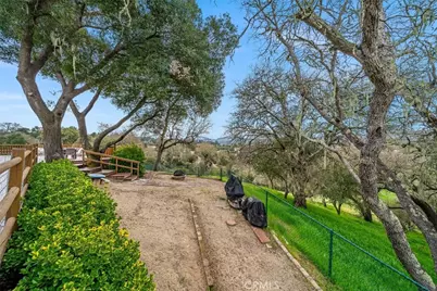 4620 Obispo, Atascadero, CA 93422 - Photo 7