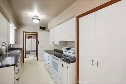 2038 H, Merced, CA 95340 - Photo 13