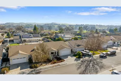 135 Headwaters, Templeton, CA 93465 - Photo 47