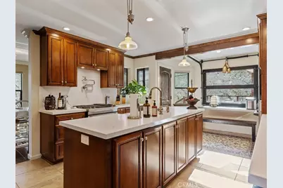 8160 Los Osos, Atascadero, CA 93422 - Photo 11
