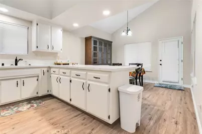 7501 Hachita Court, Bakersfield, CA 93309 - Photo 5