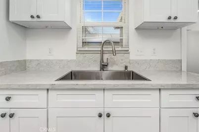 309 S Myrtle, Bakersfield, CA 93304 - Photo 3