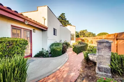 2741 Woodland Hills, Arroyo Grande, CA 93420 - Photo 23