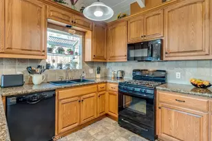 550 Plymouth, Cambria, CA 93428 - Photo 19