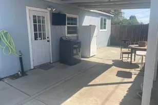 431 Douglas, Bakersfield, CA 93308 - Photo 21