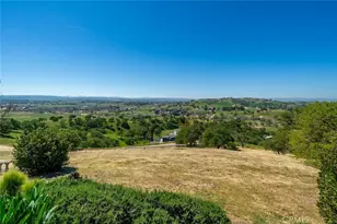 5650 El Pharo Dr, Paso Robles, CA 93446 - Photo 27