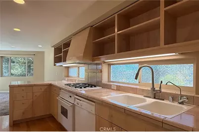 1970 Tweed Avenue, Cambria, CA 93428 - Photo 9