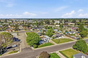 701 Nevada, Kingsburg, CA 93631 - Photo 9