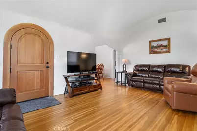 2709 Sunset Avenue, Bakersfield, CA 93304 - Photo 7