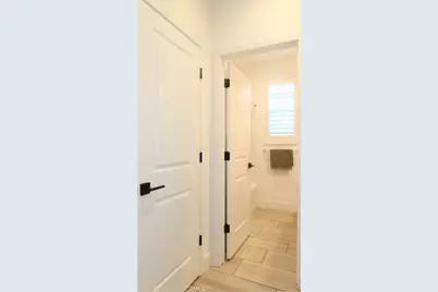 4254 Oak Knoll Road, Madera, CA 93636 - Photo 15