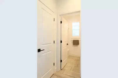 4254 Oak Knoll Road, Madera, CA 93636 - Photo 13