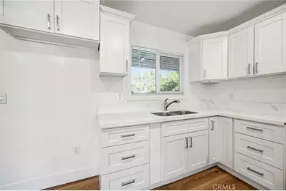 755 H, Parlier, CA 93648 - Photo 11