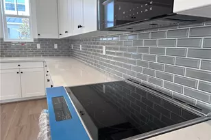 252 Memphis Belle Way Ct, San Luis Obispo, CA 93401 - Photo 9