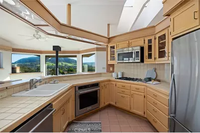 957 Skyline Drive, San Luis Obispo, CA 93405 - Photo 5
