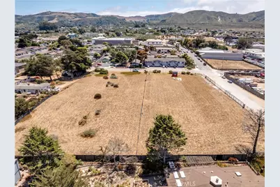1250 Los Olivos, Los Osos, CA 93402 - Photo 11