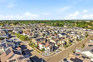 3432 W Good, Visalia, CA 93277 - Photo 11