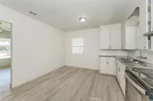 2053 Mayfair Dr, Fresno, CA 93703 - Photo 9