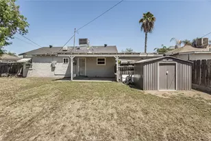 2053 Mayfair Dr, Fresno, CA 93703 - Photo 25