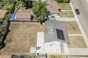 2053 Mayfair Dr, Fresno, CA 93703 - Photo 37