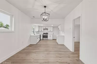 1127 J, Reedley, CA 93654 - Photo 7