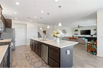 470 Daphne, Lemoore, CA 93245 - Photo 9