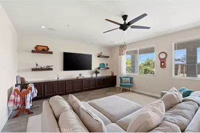 470 Daphne, Lemoore, CA 93245 - Photo 13