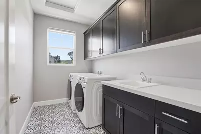 1052 Forest, San Luis Obispo, CA 93405 - Photo 25