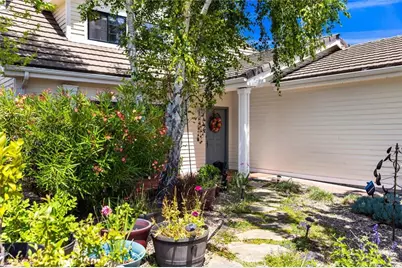 32 Las Praderas, San Luis Obispo, CA 93401 - Photo 3