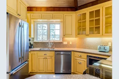 1987 Dorking Avenue, Cambria, CA 93428 - Photo 17