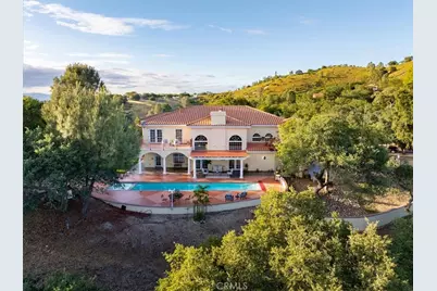 5255 Escarpa Ave, Atascadero, CA 93422 - Photo 3