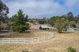 688 Ralcoa, Arroyo Grande, CA 93420 - Photo 3