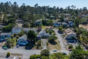 2195 Green St, Cambria, CA 93428 - Photo 31