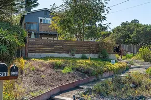 2195 Green St, Cambria, CA 93428 - Photo 25