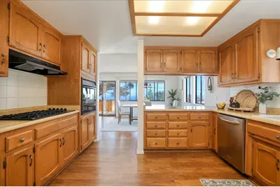2098 Oxford Avenue, Cambria, CA 93428 - Photo 19