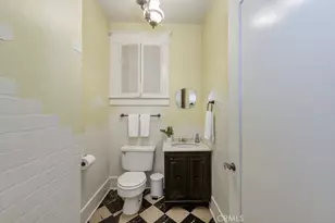 605 E Home Ave, Fresno, CA 93728 - Photo 21