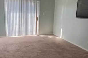 10322 Rincon Ave, Pacoima, CA 91331 - Photo 15