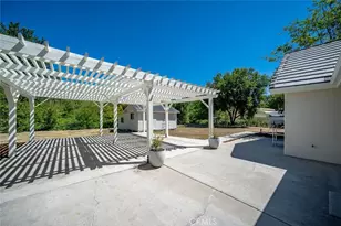 1090 Jordan Ln, Templeton, CA 93465 - Photo 15
