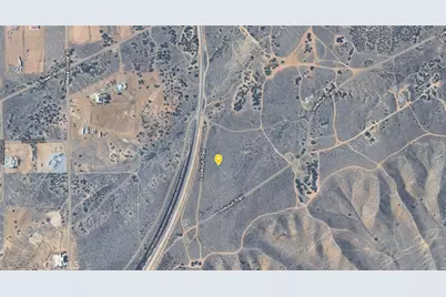 0 Lookout Trail, Oak Hills, CA 92344 - Photo 11