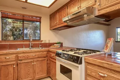 2550 Emerson Road, Cambria, CA 93428 - Photo 19