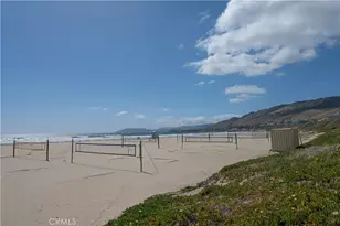 1020 Cypress, Pismo Beach, CA 93449 - Photo 17